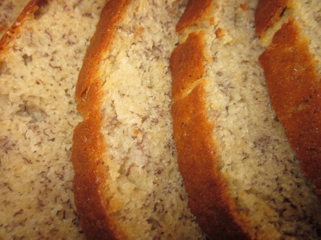 Banana walnut cake_4965