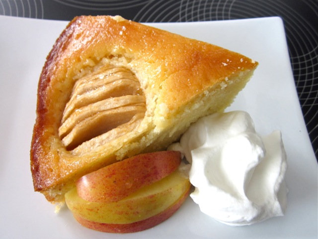 Apple Cake with Apricot Jam Glaze myfavouritepastime.com Apple Cake with Apricot Jam Glazing_7888