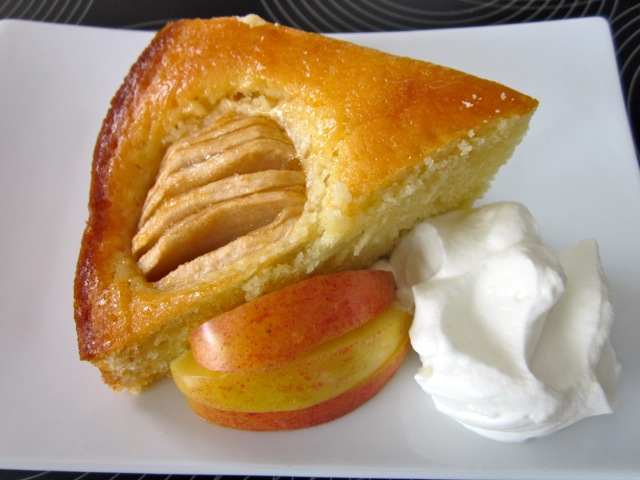 Apple Cake with Apricot Jam Glaze myfavouritepastime.com Apple Cake with Apricot Jam Glazing_7906