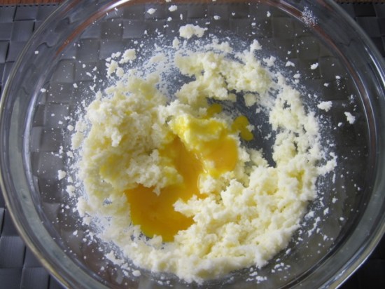 Apricot Chocolate Chip and Coconut Cake myfavouritepastime.com Apricot Choc Chip & Coconut Cake_7688