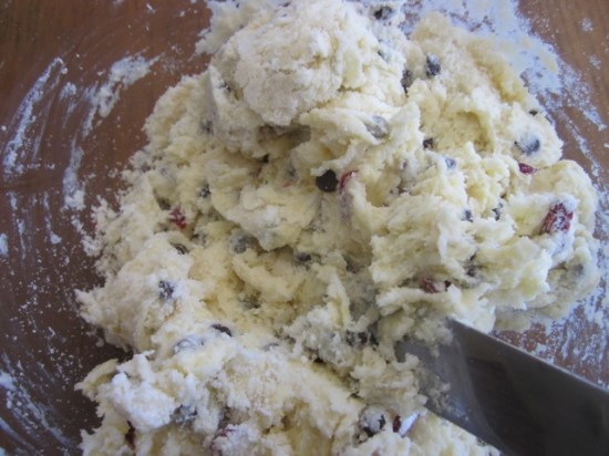 Cranberry and Chocolate Chip Scones myfavouritepastime.com Cranberry & Chocolate Scones_8866