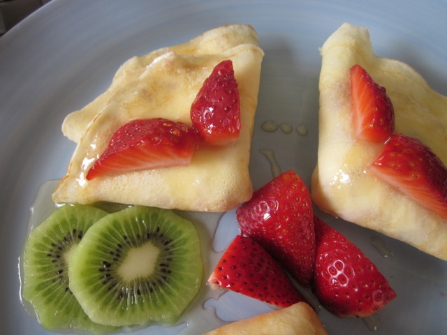 Crepes with Strawberries and Cream myfavouritepastime.com Crepe with Strawberries & Cream_9309