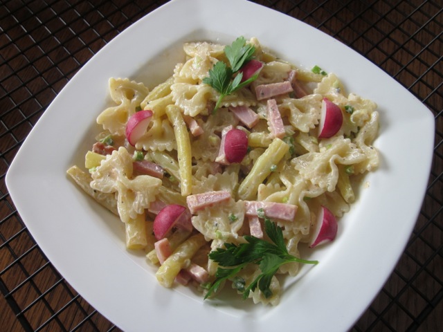 Pasta with Beans & Salad_8304