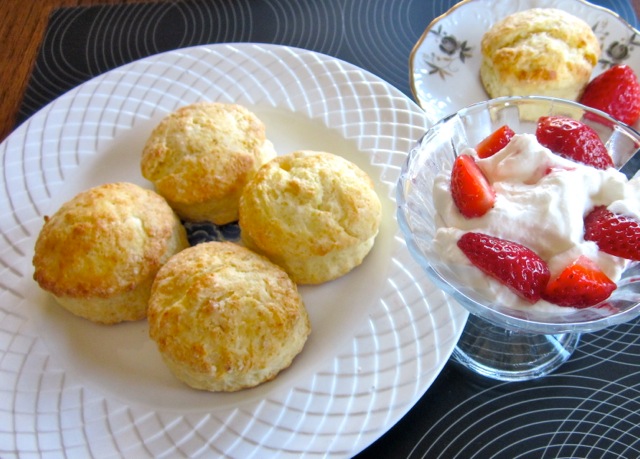 Buttermilk Scones with Strawberries & Cream myfavouritepastime.com Buttermilk Scones with Strawberries & Cream_8947_2