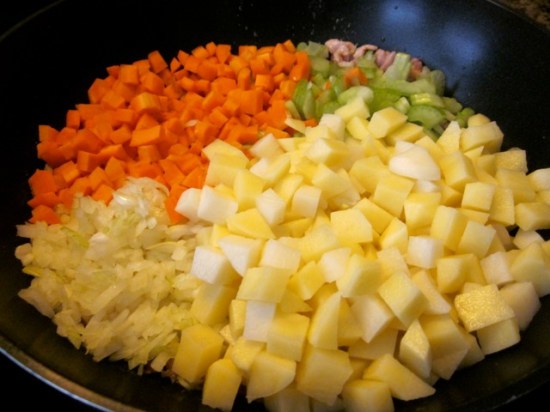 Creamy Chicken and Corn Chowder myfavouritepastime.com