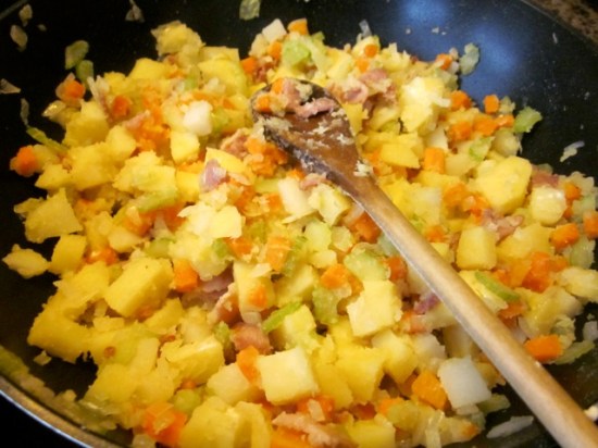 Creamy Chicken and Corn Chowder myfavouritepastime.com