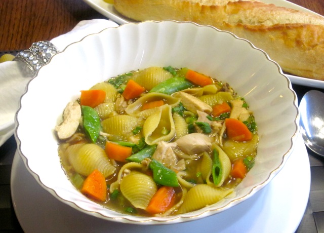 Chicken-Pasta Soup with Sugar Snap Peas_1546