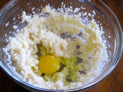 Banana Strawberry Bread with Chocolate Chips myfavouritepastime.com_5484