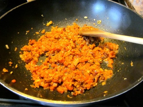 Pasta with Tomato and Balsamic Vinegar Sauce myfavouritepastime.com Pasta with Tomato and Balsamic Vinegar Sauce myfavouritepastime.com_5275