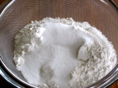 Coconut Papaya Scones with Strawberries myfavouritepastime.com_4948