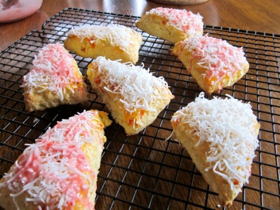 Coconut Papaya Scones with Strawberries myfavouritepastime.com_4989