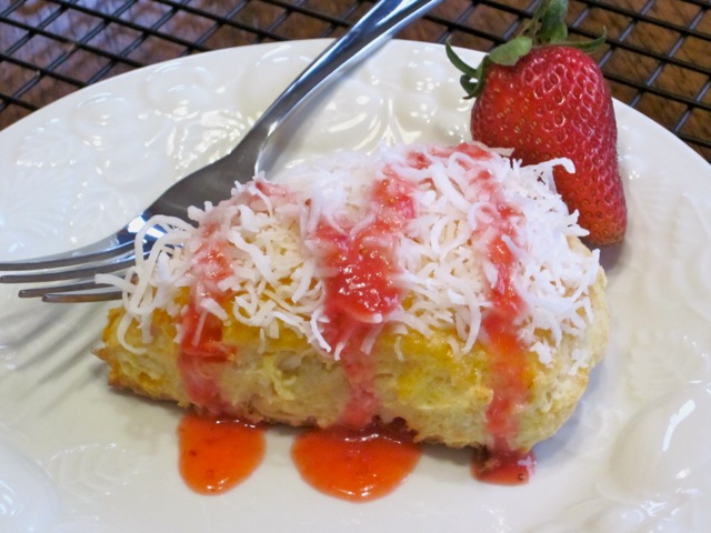 Coconut Papaya Scones with Strawberries myfavouritepastime.com_5047