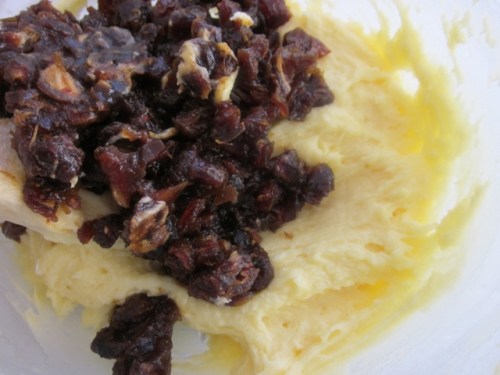 Date Cake with Cherry Almond Topping myfavouritepatime.com_0796