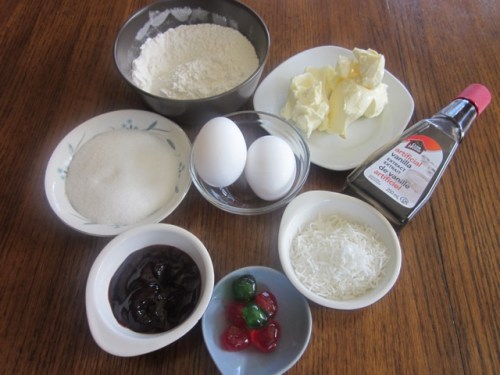 Coconut Topped Cupcakes myfavouritepastime.com 6746