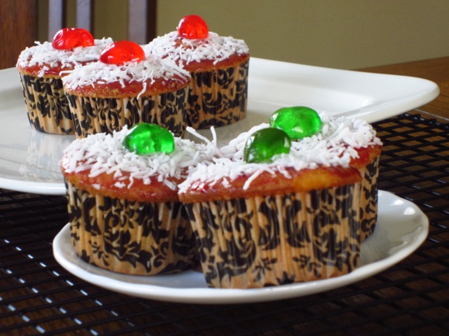 Coconut Topped Cupcakes myfavouritepastime.com_6518