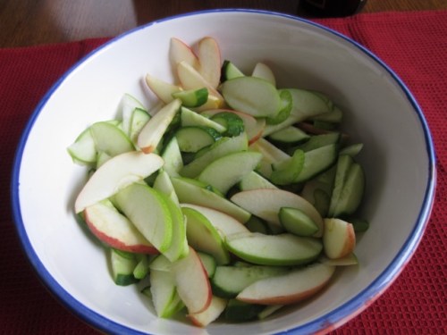 Cucumber, Apple and Celery Salad with Chicken myfavouritepastime.com_7165