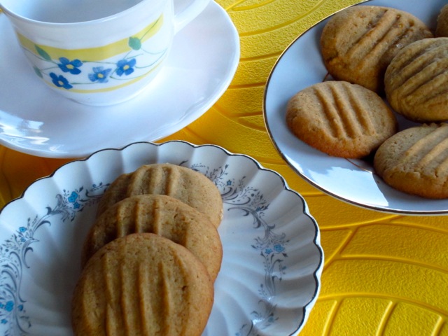 Golden Honey Biscuits myfavouritepastime.com Golden Honey Biscuits myfavouritepastime.com_6363