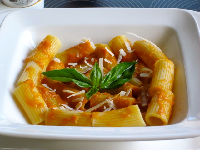 Pasta With Rich Vegetable Sauce myfavouritepastime.com_5395