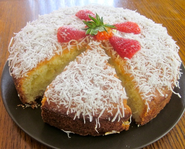 Coconut Milk Cake with White Chocolate Chips myfavouritepastime.com_2750