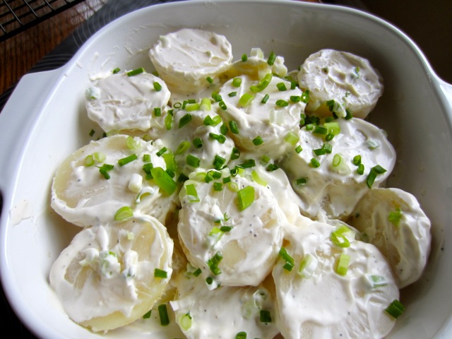 Potato Salad with Green Onions and Chives myfavouritepastime.com_0029