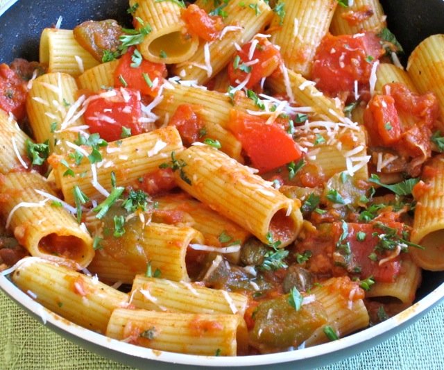 Pasta with Roasted Peppers myfavouritepastime.com_0750