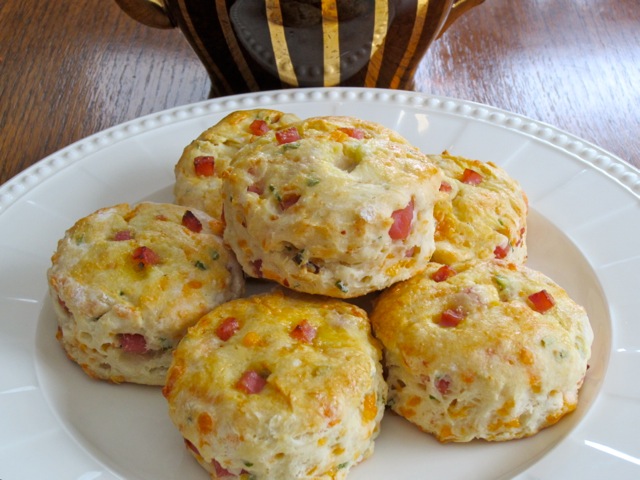 Cheese and Ham Buttermilk Scones myfavouritepastime.com_0933
