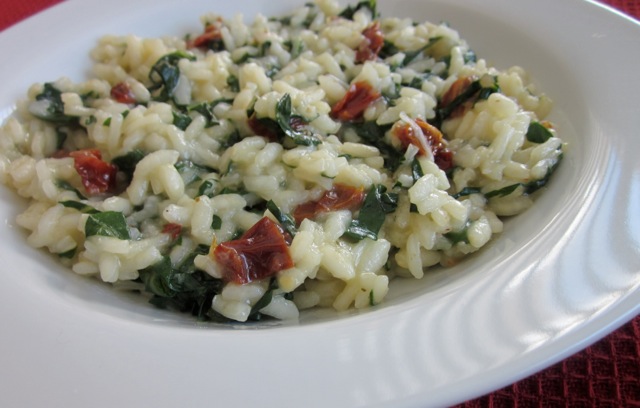 Risotto with Spinach and Sun-dried Tomatoes 