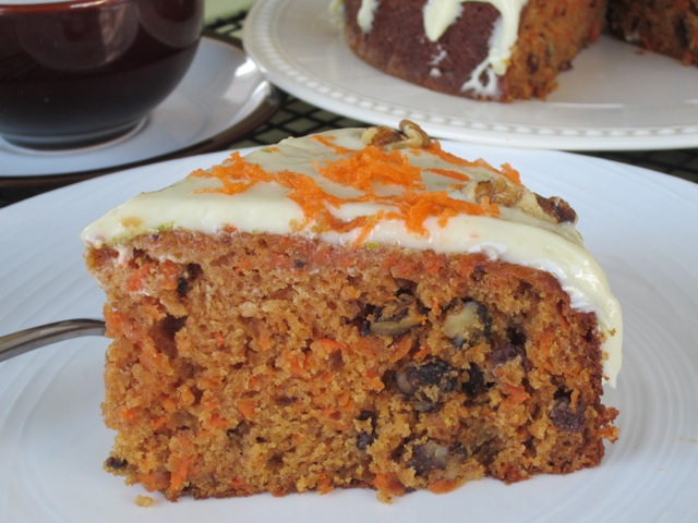 Carrot Walnut Cake with Currants myfavouritepastime.com_1120