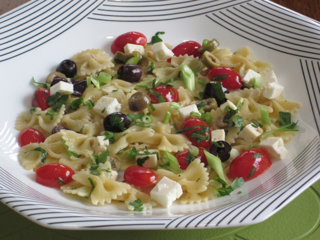 Farfalle with Cherry Tomatoes and Feta myfavouriteptasime.com Farfalle with Cherry Tomatoes and Feta myfavouriteptasime.com_0742