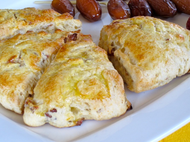 Ginger Honey and Date Scones myfavouritepastime.com_1845