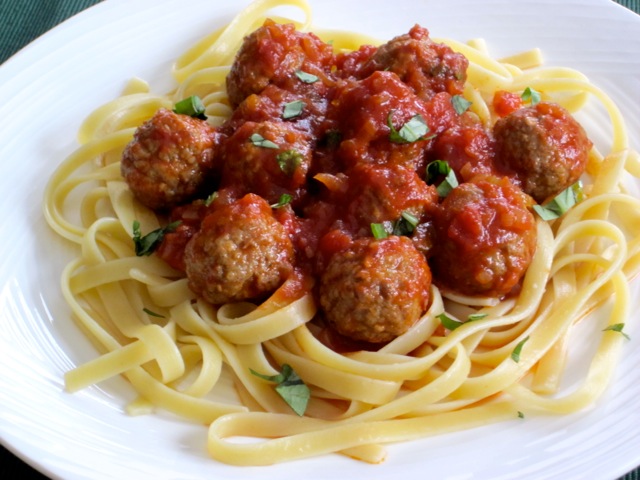 Pasta with Meatballs myfavouritepastime.com_0934