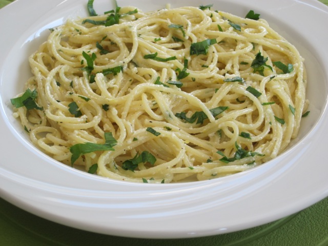 Spaghettini with Creamy Lemon Sauce myfavouritepastime.com_0773