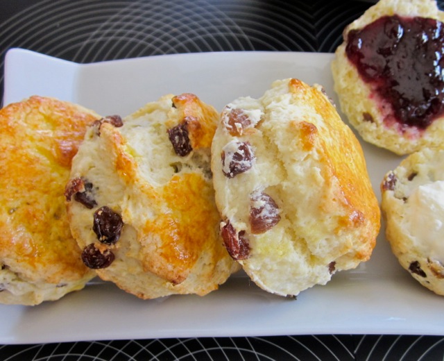 Sultana Scones myfavouritepastime.com Sultana Scones myfavouritepastime.com_7567_2