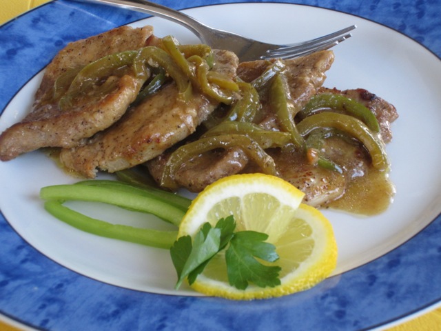 Lemon Pork with Capsicum myfavouritepastime.com_1709