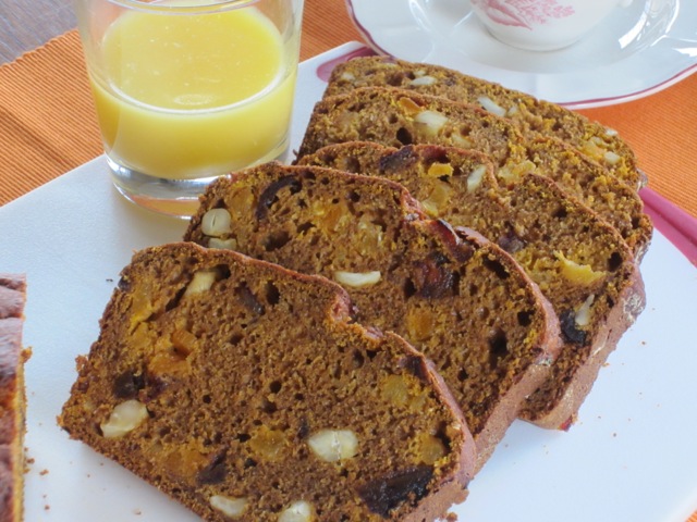 Date Apricot and Cashew Pumpkin Bread myfavouritepastime.com_2194