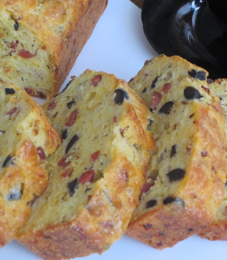 Olive Pepperoni Bread myfavouritepastime.com