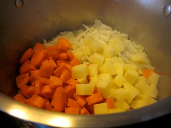 Hearty Chicken Soup myfavouritepastime.com_3587