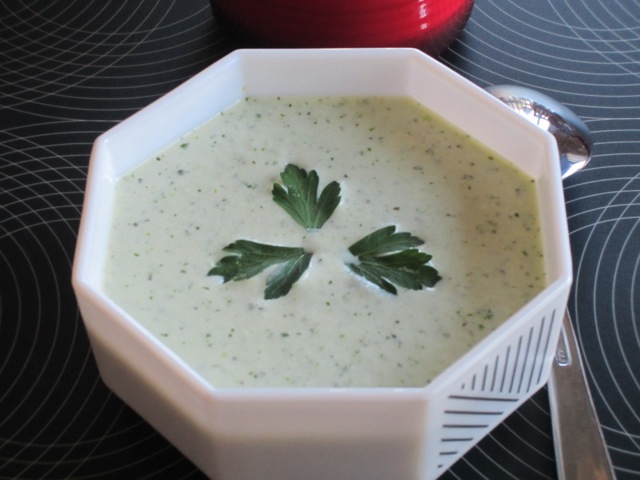 Minty Cucumber and Yoghurt Soup myfavouritepastime.com_2438
