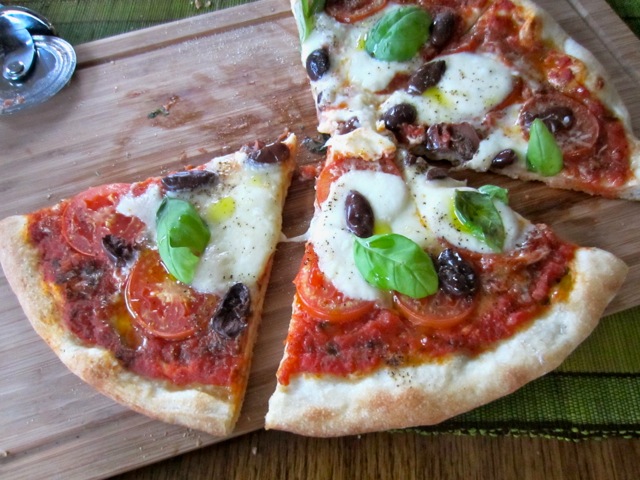 Pizza Margherita myfavouritepastime.com_3066_2