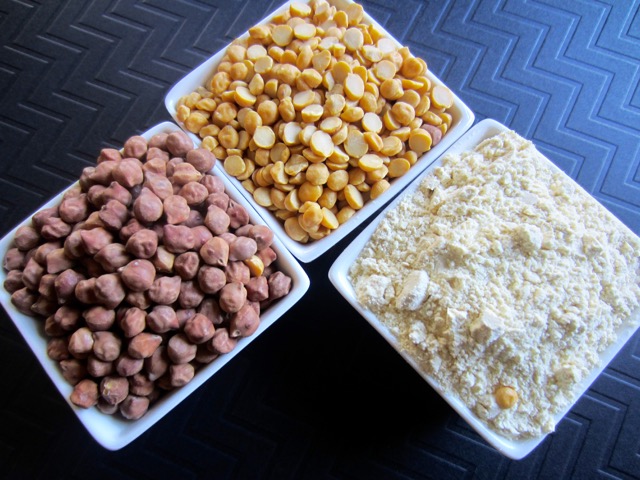 Desi chickpea, Chana Dal and Chickpea Flour (Besan) myfavouritepastime.com