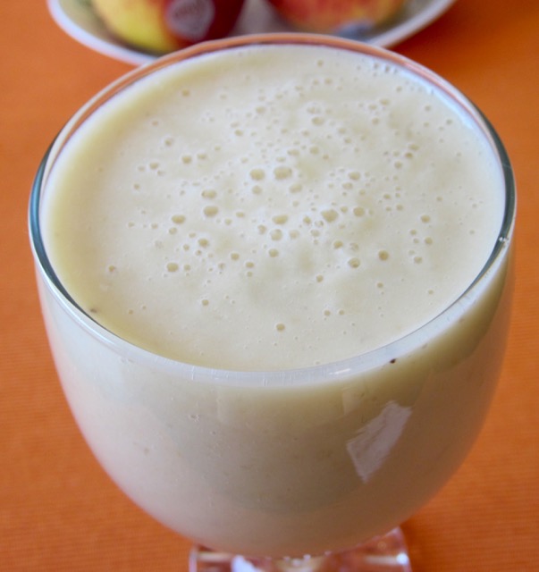 Pear Banana and Cantaloupe Smoothie myfavouritepastime.com_6232