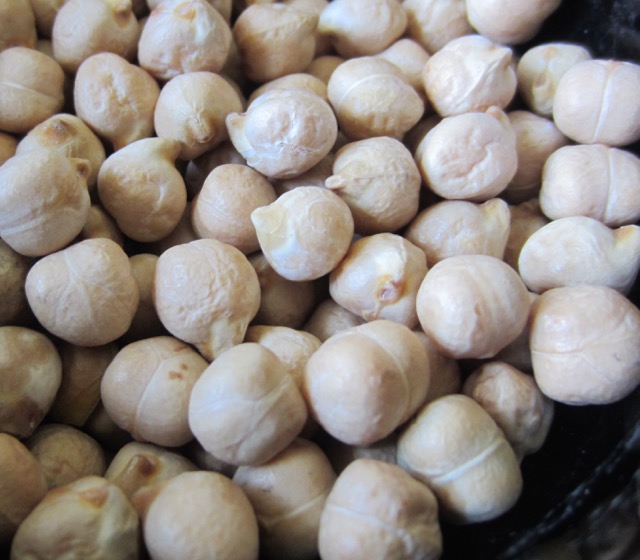 Dried chickpea myfavouritepastime.com