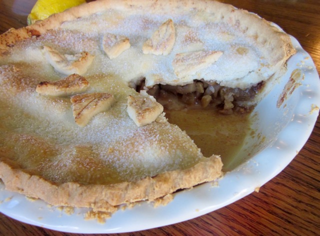 Apple Pie myfavouritepastime.com