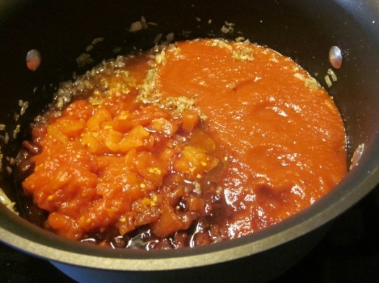 Easy Marinara Sauce myfavouritepastime.com_6930