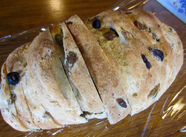 Olive Bread myfavouritepastime.com