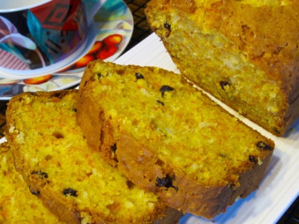 Carrot Coconut and Currant Bread myfavouritepastime.com