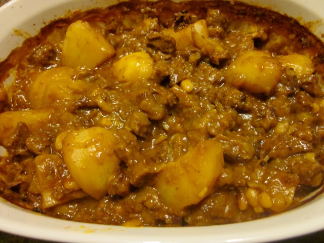 Beef and Potato Casserole myfavoritepastime.com