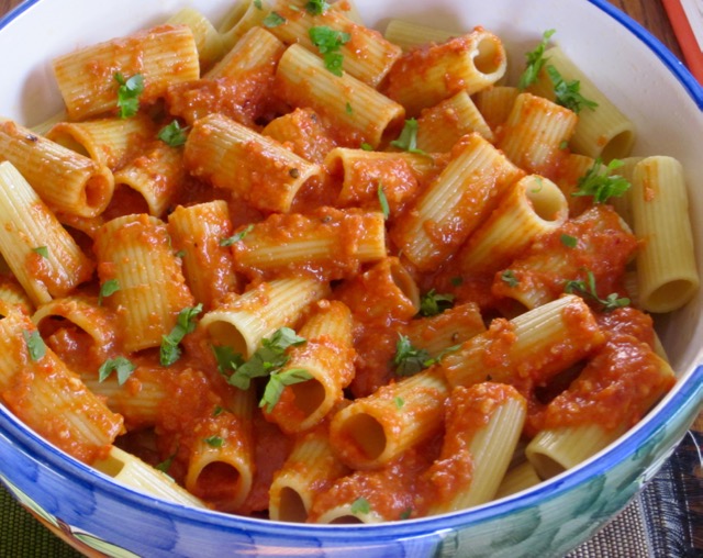 Catalonian Rigatoni Salad myfavouritepastime.com