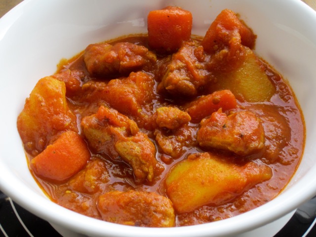 Beef Curry with Potatoes myfavouritepastime.com