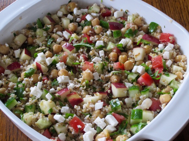Bulgar Chickpea and Tomato Salad myfavouritepastime.com